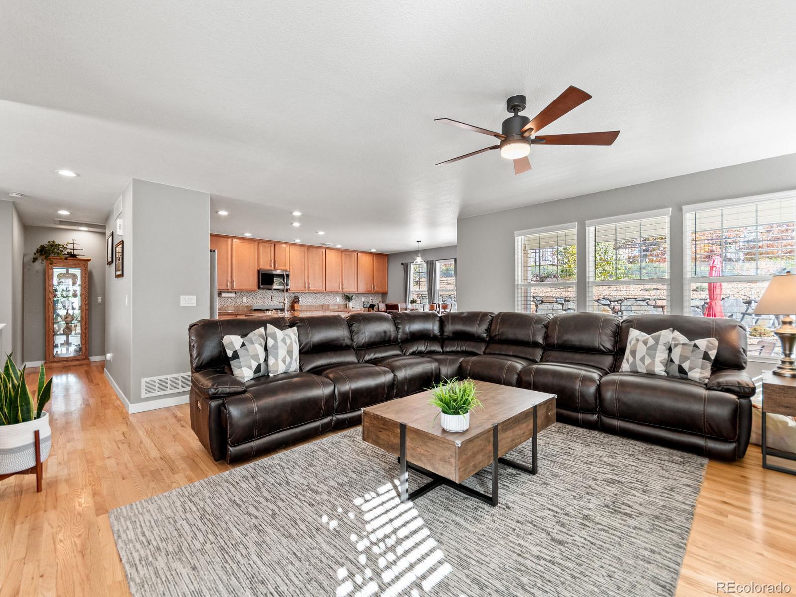 MLS Image #3 for 2844 s jebel way,aurora, Colorado