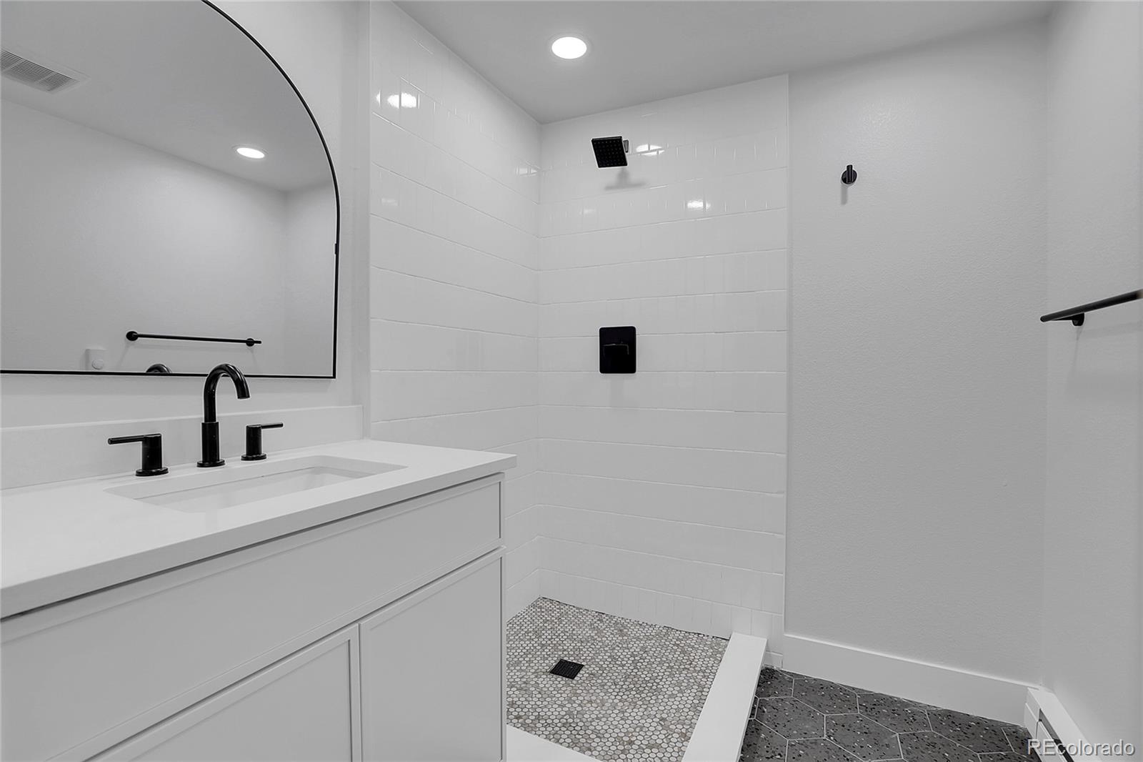 MLS Image #15 for 1260  garfield street,denver, Colorado