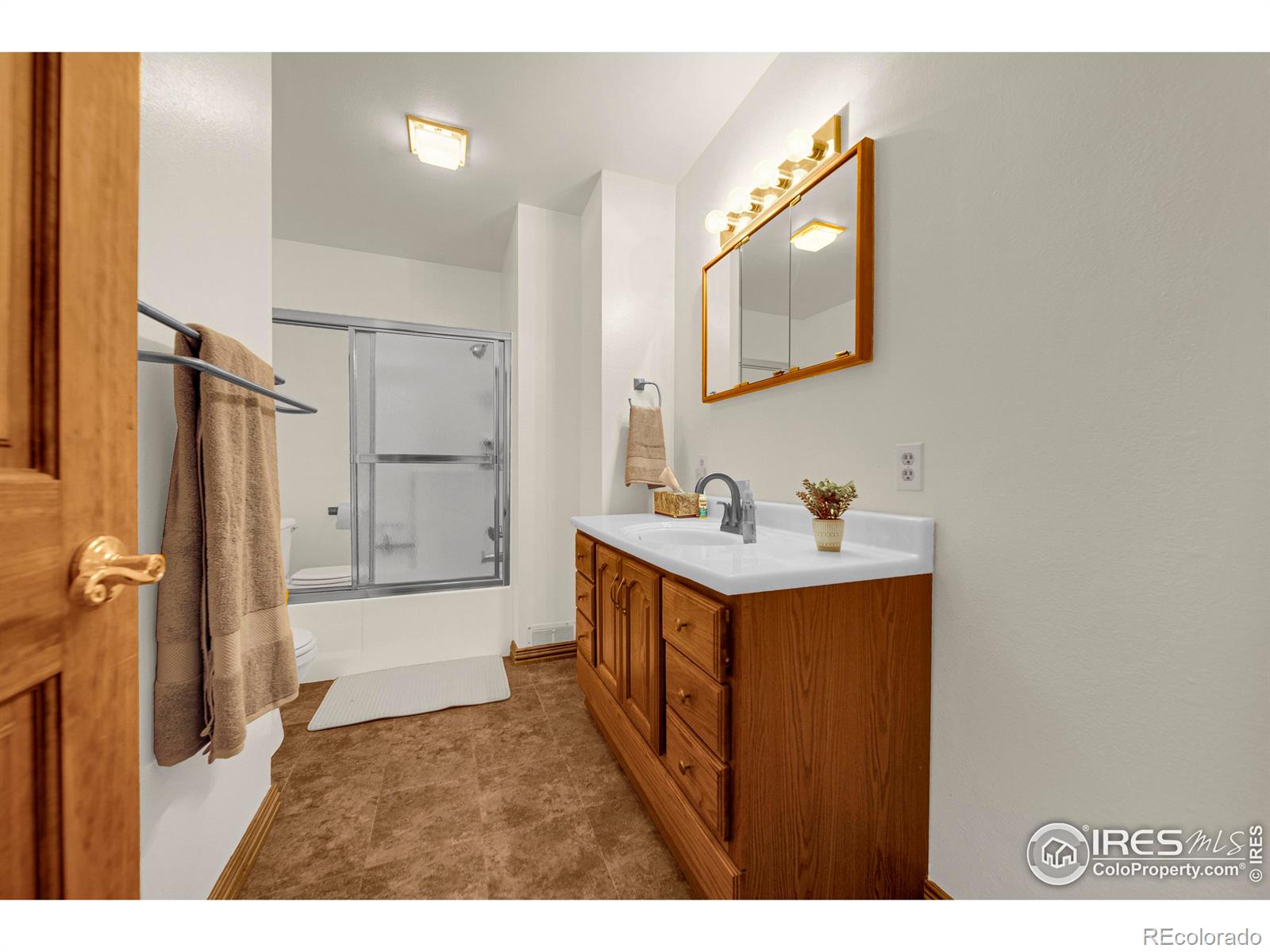 MLS Image #23 for 23965  county road 41 roads,akron, Colorado