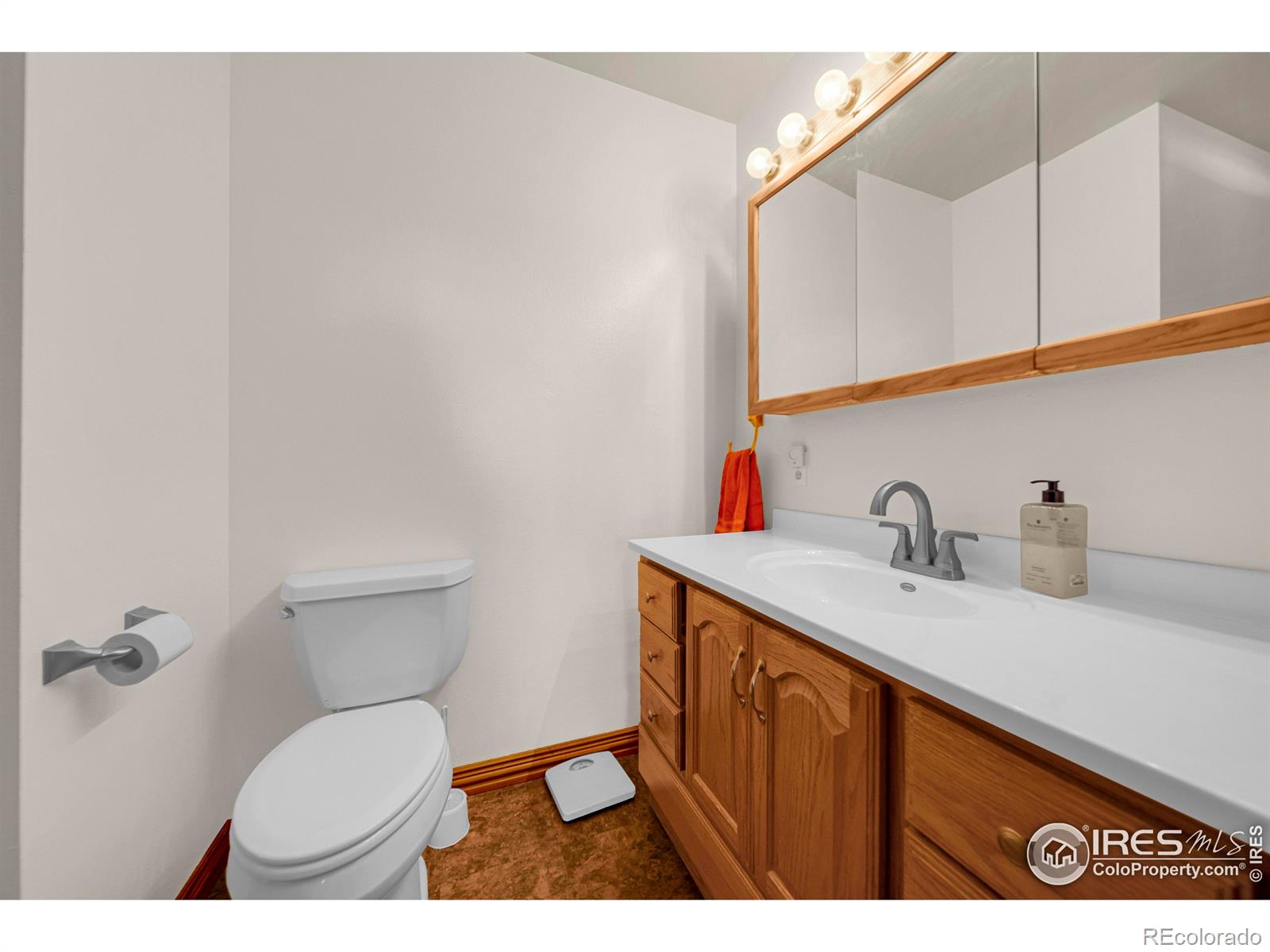 MLS Image #24 for 23965  county road 41 roads,akron, Colorado