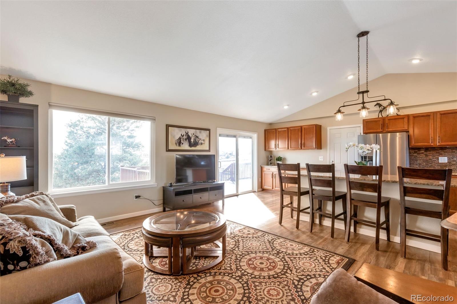 MLS Image #10 for 8678  lariat loop,elizabeth, Colorado