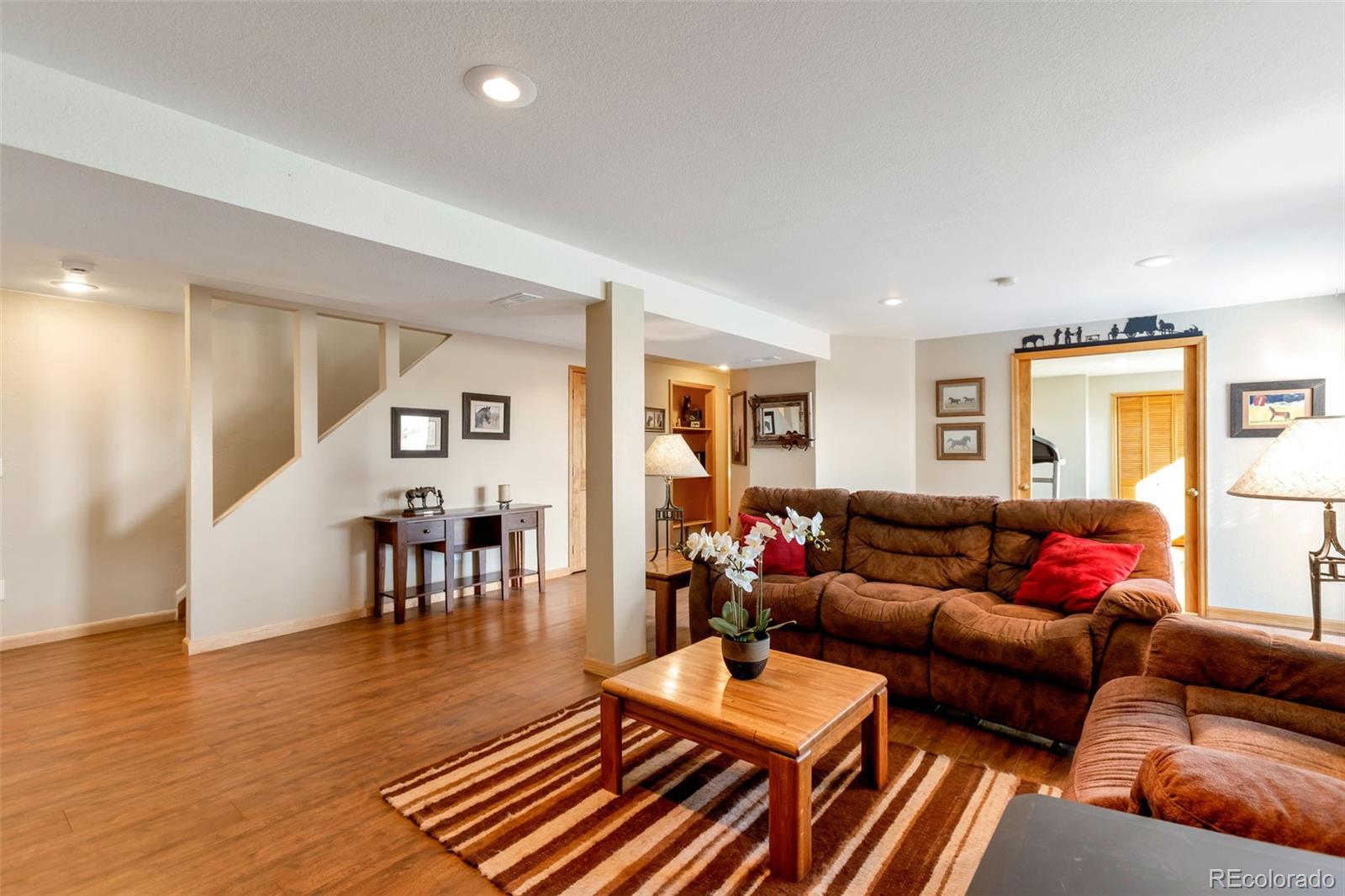 MLS Image #17 for 8678  lariat loop,elizabeth, Colorado