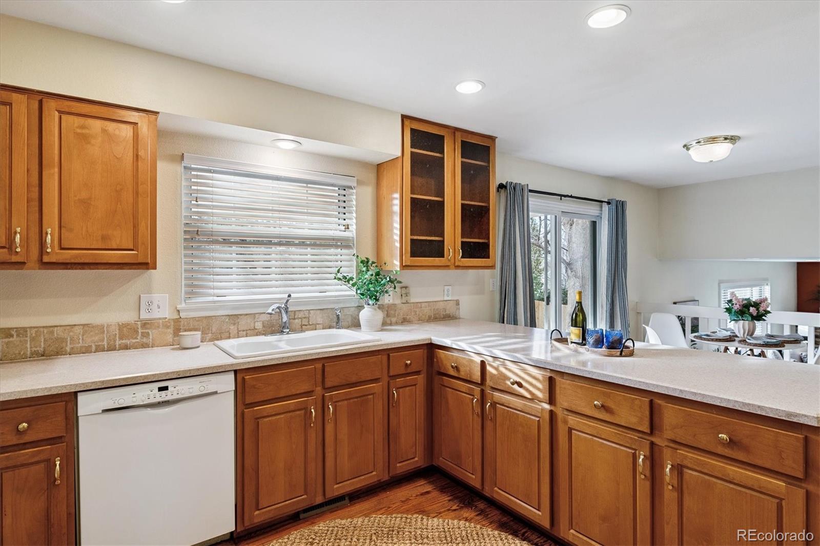 MLS Image #10 for 6845 s locust court,centennial, Colorado
