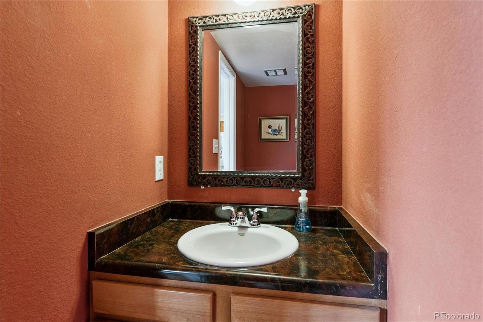 MLS Image #15 for 6845 s locust court,centennial, Colorado
