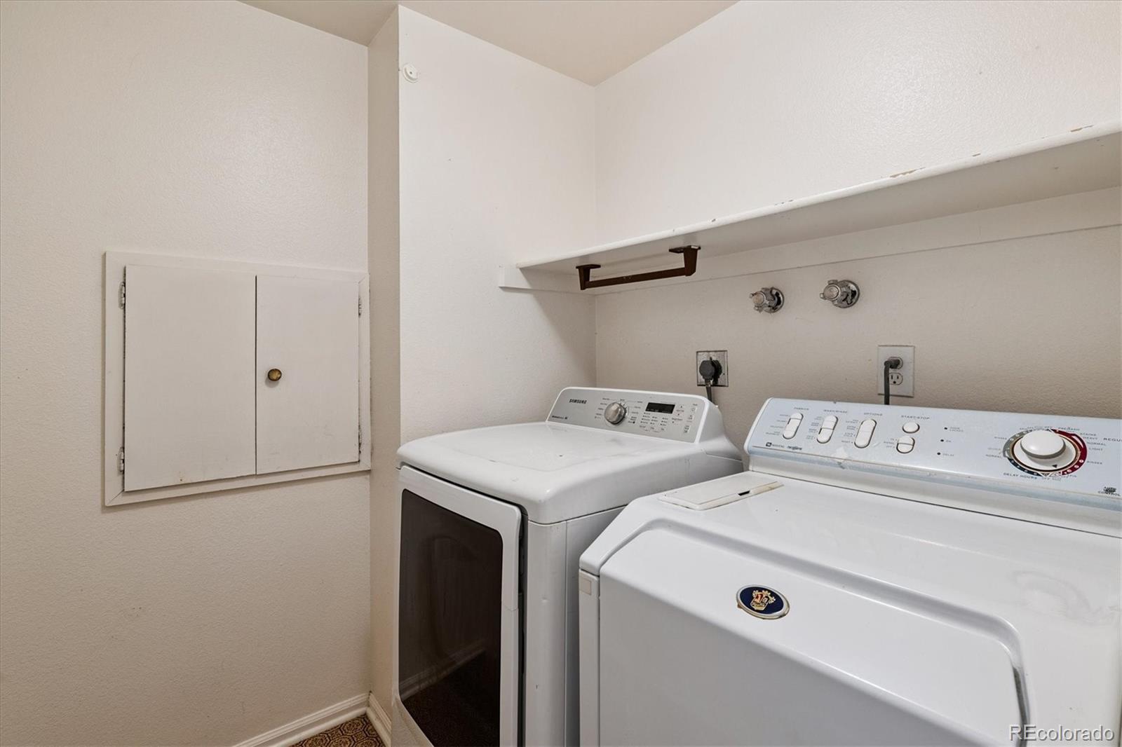 MLS Image #23 for 6845 s locust court,centennial, Colorado