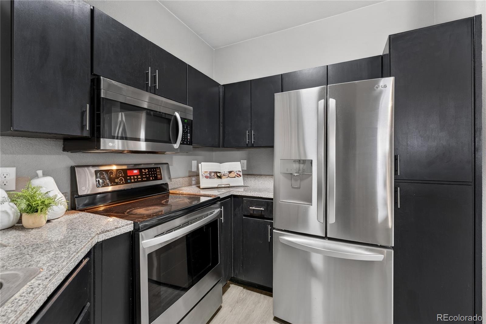 MLS Image #15 for 1691 w canal circle 1137,littleton, Colorado