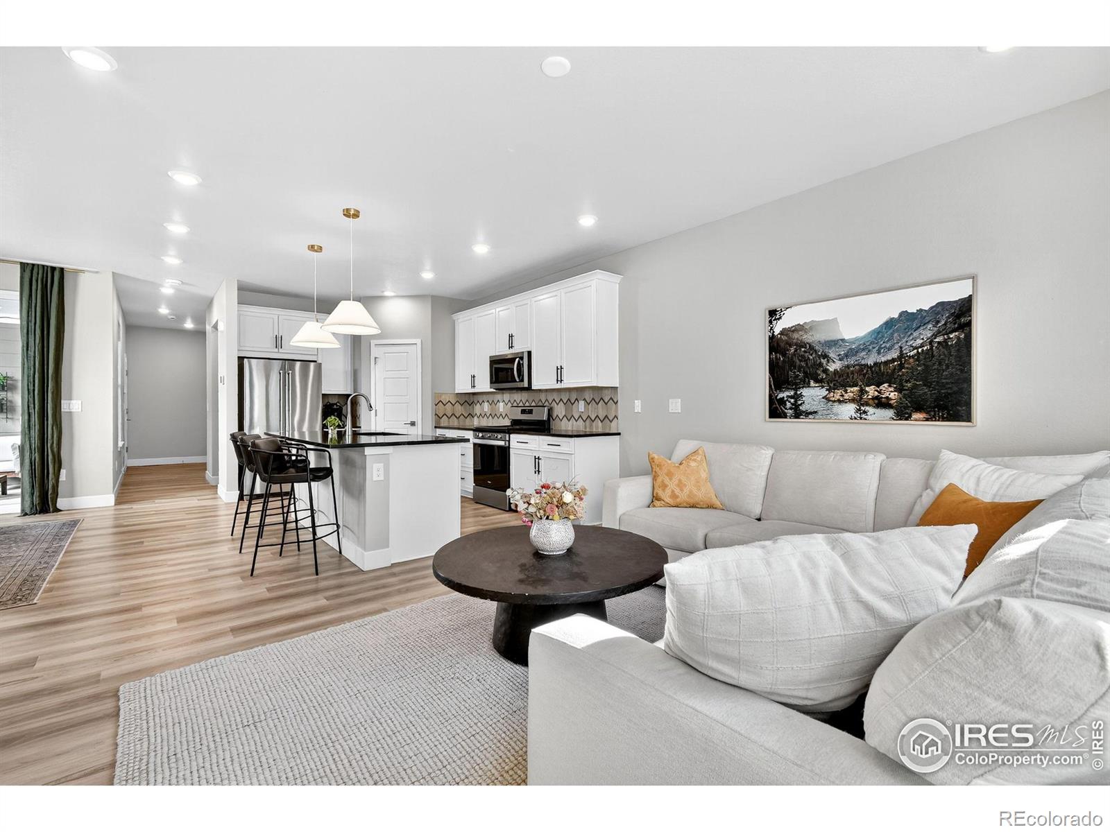 MLS Image #5 for 8325  holman street,arvada, Colorado