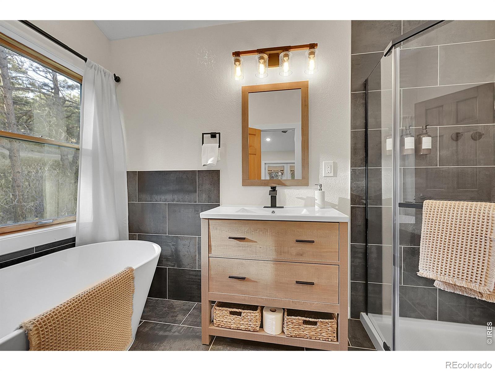MLS Image #19 for 342  brook circle,boulder, Colorado