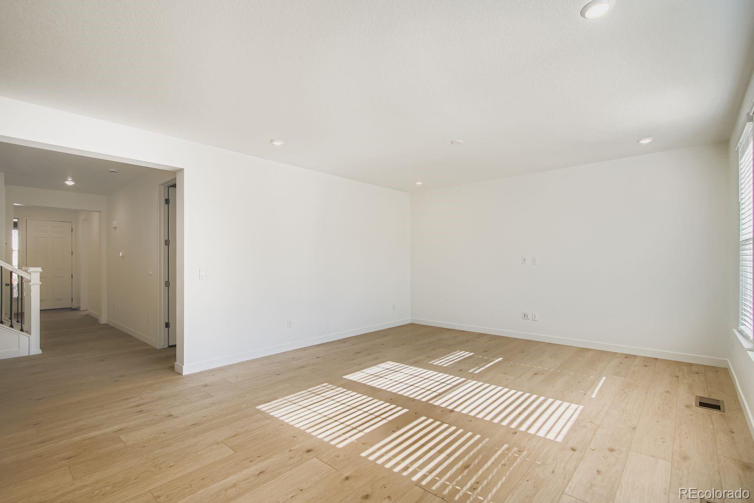 MLS Image #6 for 12680 w glasgow place,littleton, Colorado
