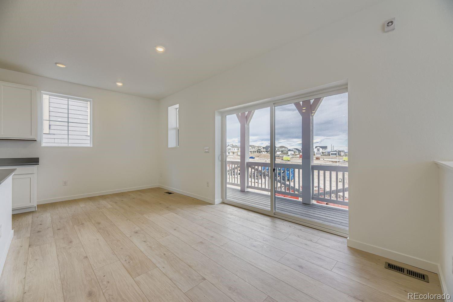 MLS Image #4 for 7456  whiteclover trail,littleton, Colorado