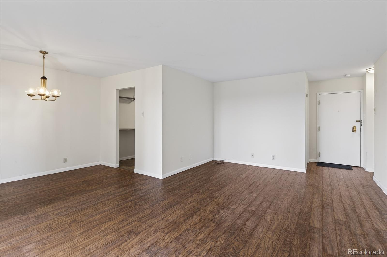 MLS Image #10 for 460 s marion parkway 1452,denver, Colorado