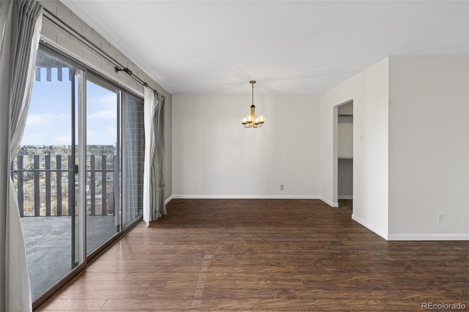 MLS Image #11 for 460 s marion parkway 1452,denver, Colorado