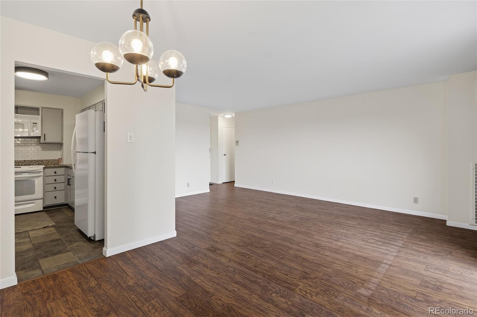 MLS Image #12 for 460 s marion parkway 1452,denver, Colorado