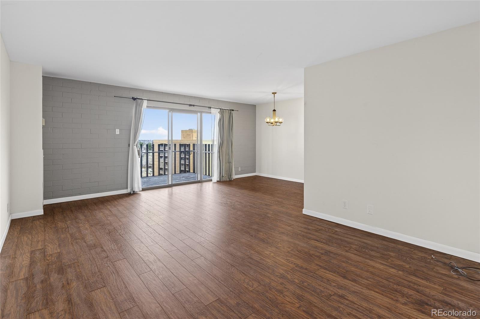 MLS Image #2 for 460 s marion parkway 1452,denver, Colorado