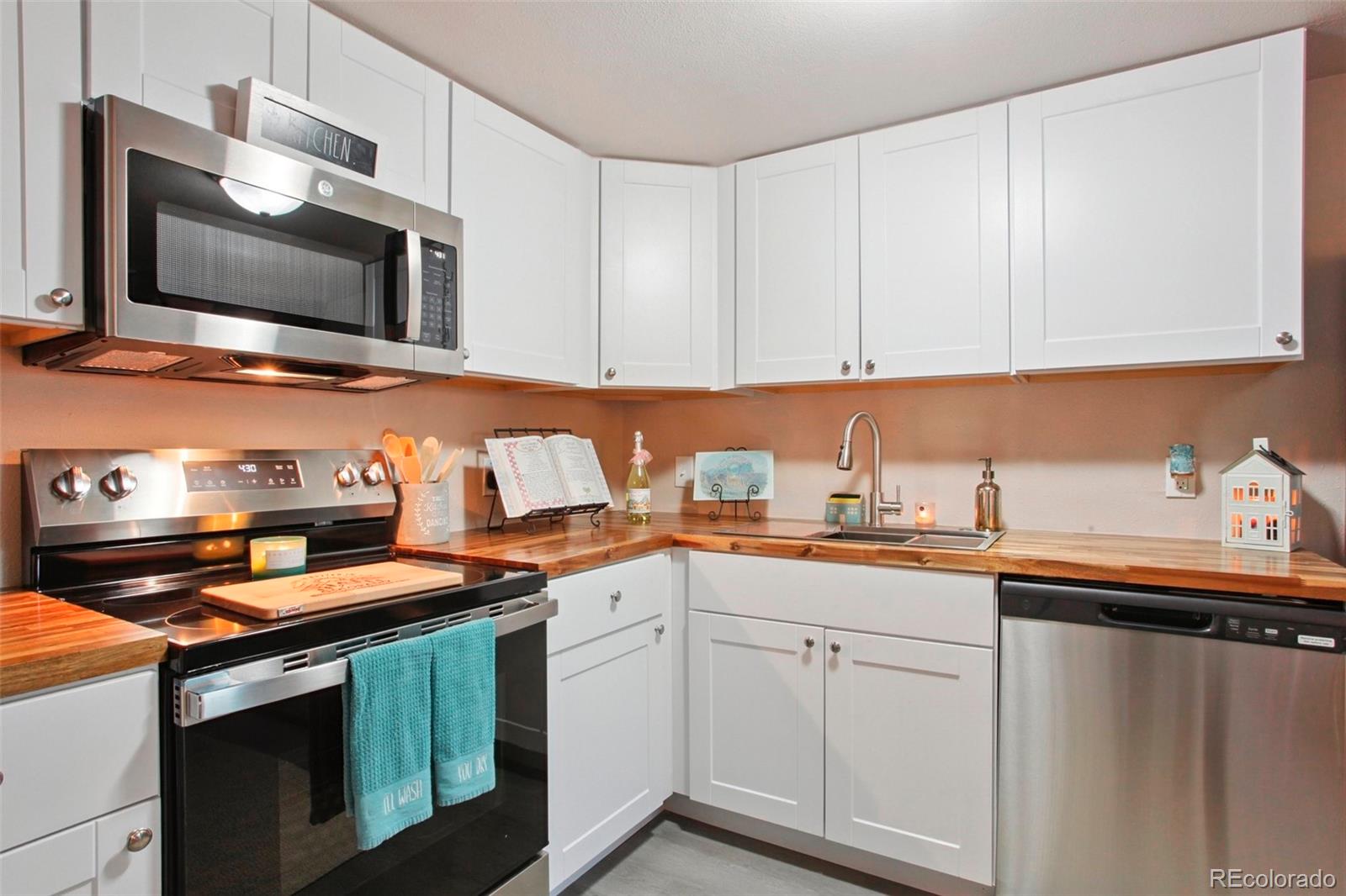 MLS Image #9 for 601  5th street,frederick, Colorado
