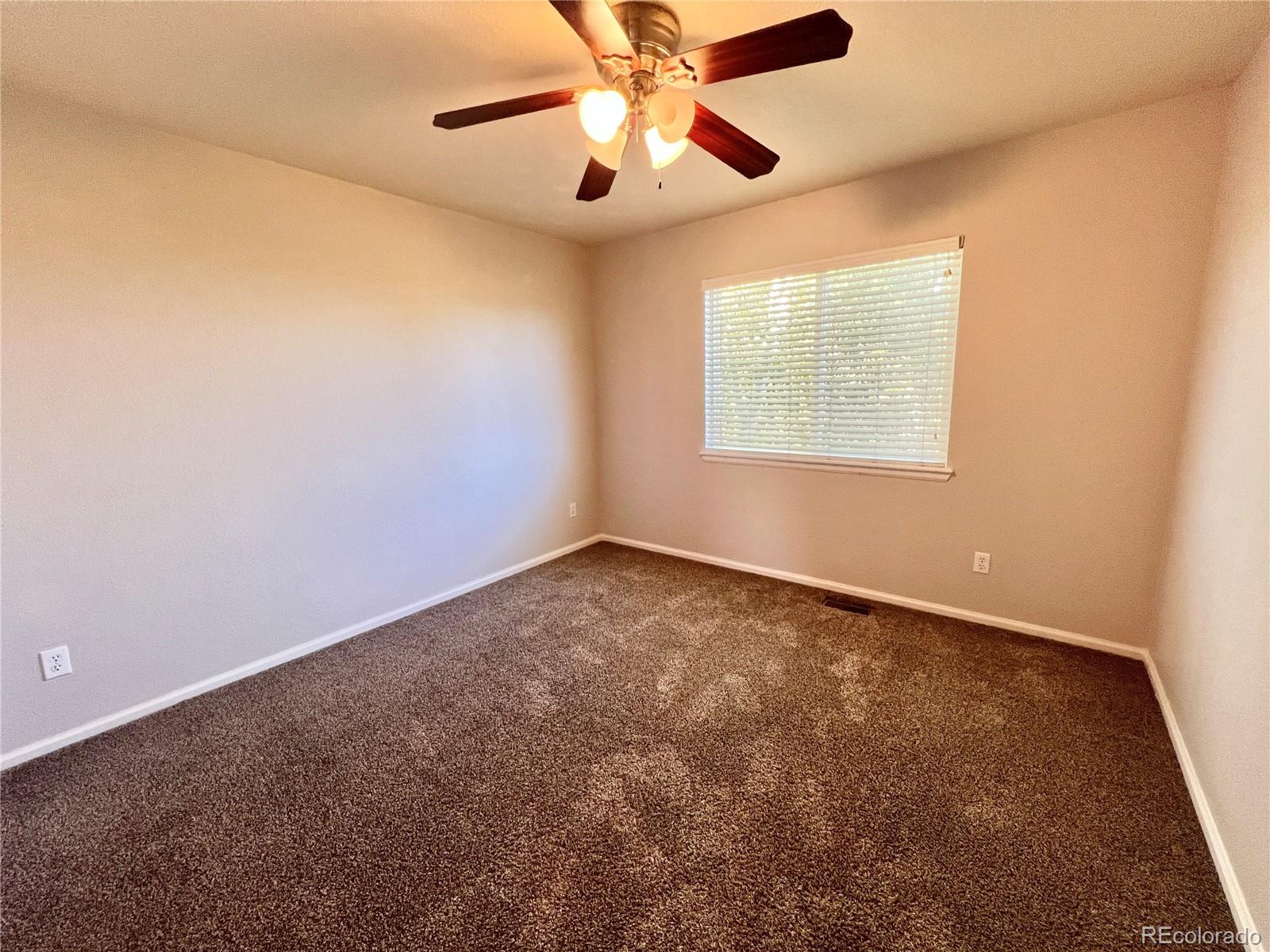 MLS Image #12 for 5001  laurelglen lane,highlands ranch, Colorado