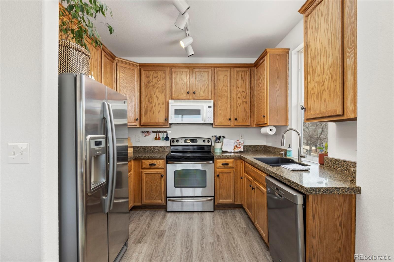 MLS Image #10 for 10337 w 55th place 204,arvada, Colorado