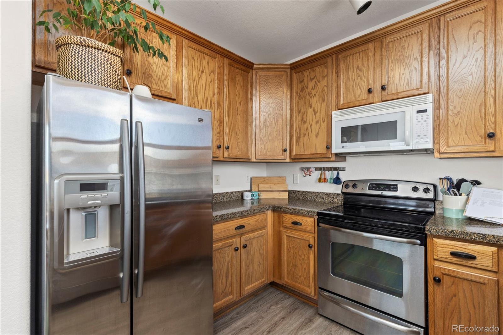 MLS Image #11 for 10337 w 55th place 204,arvada, Colorado