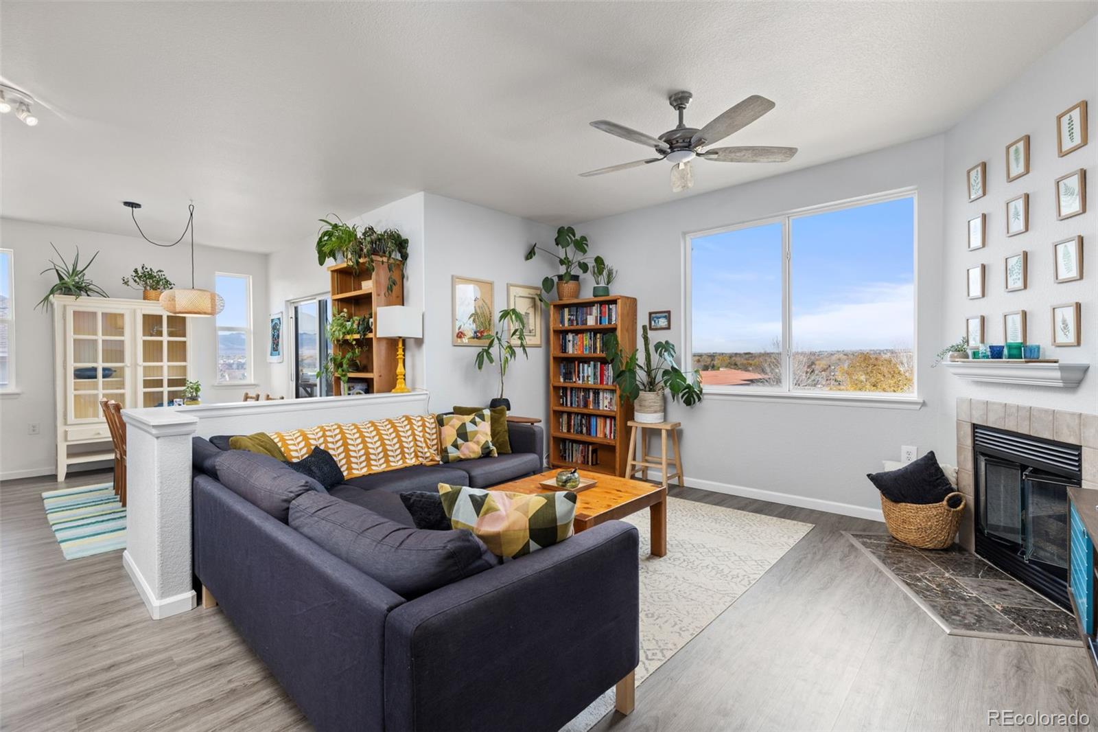 MLS Image #3 for 10337 w 55th place 204,arvada, Colorado