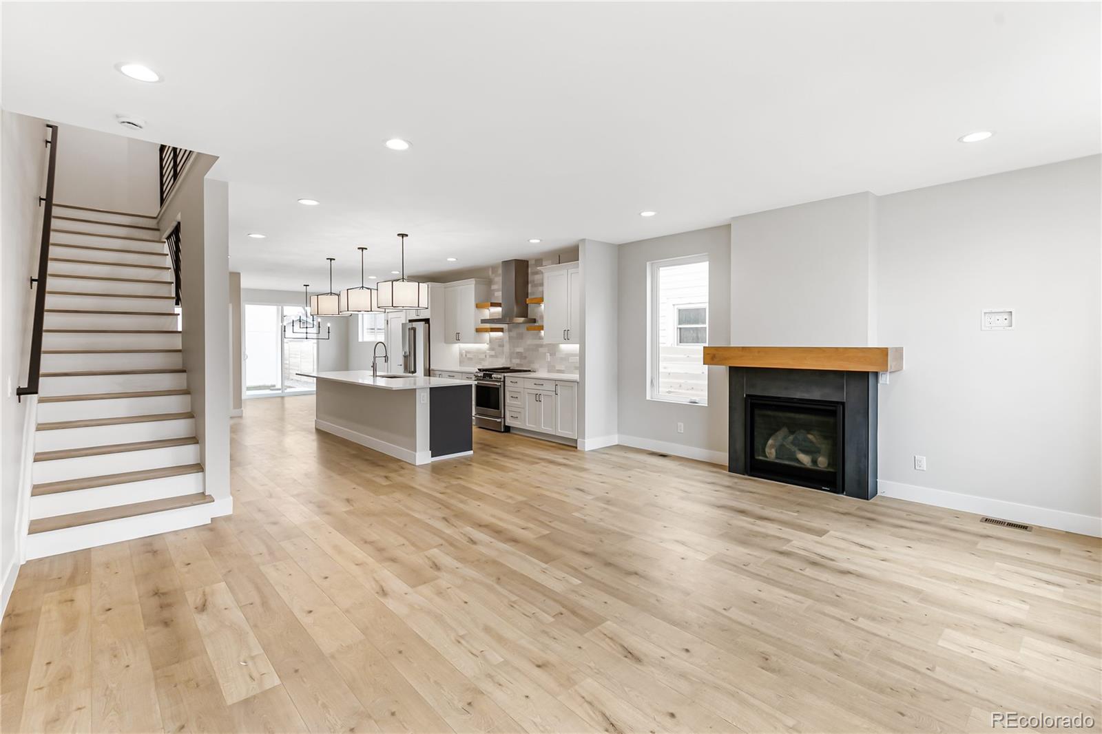 MLS Image #1 for 2734 s bannock street,englewood, Colorado
