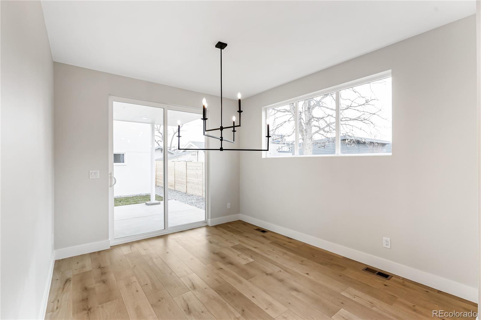MLS Image #11 for 2734 s bannock street,englewood, Colorado