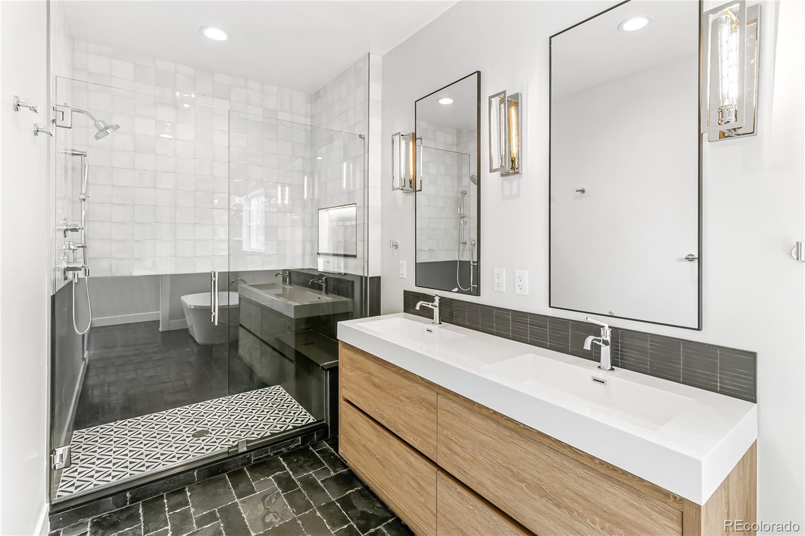 MLS Image #19 for 2734 s bannock street,englewood, Colorado