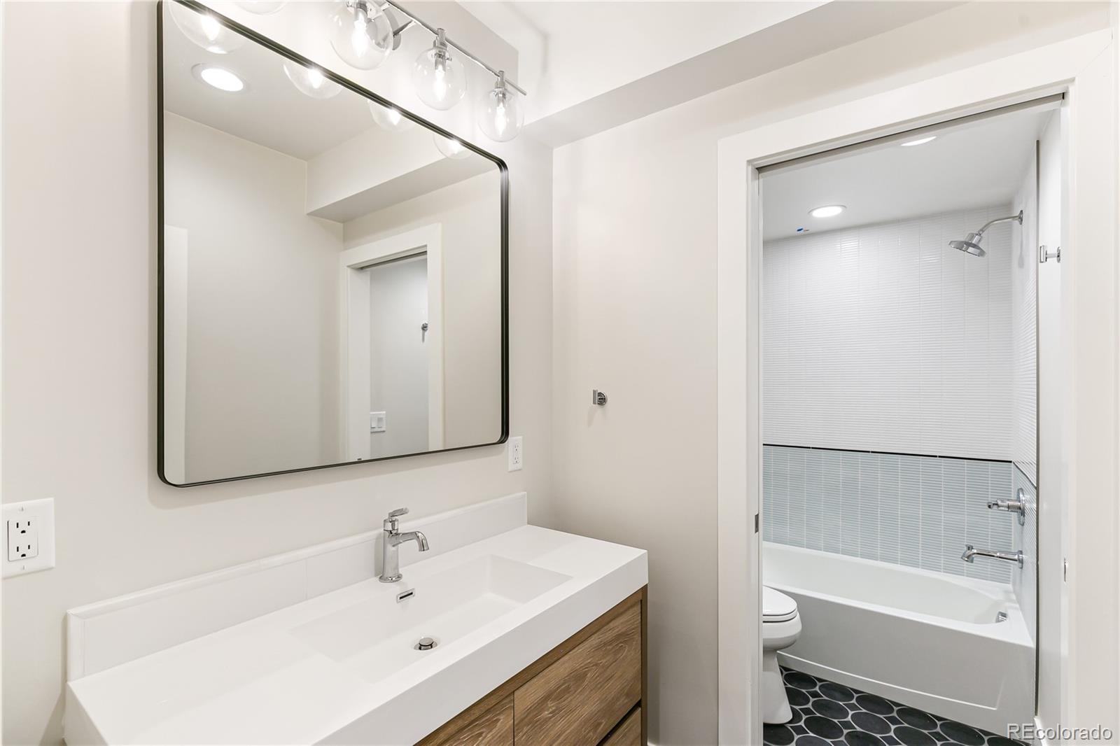 MLS Image #27 for 2734 s bannock street,englewood, Colorado