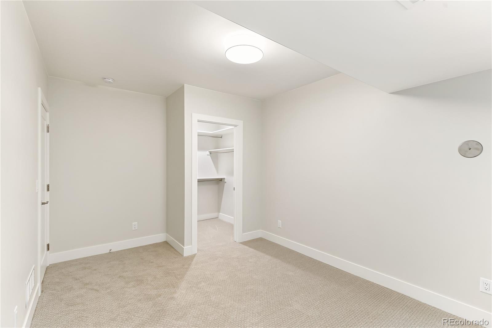 MLS Image #28 for 2734 s bannock street,englewood, Colorado