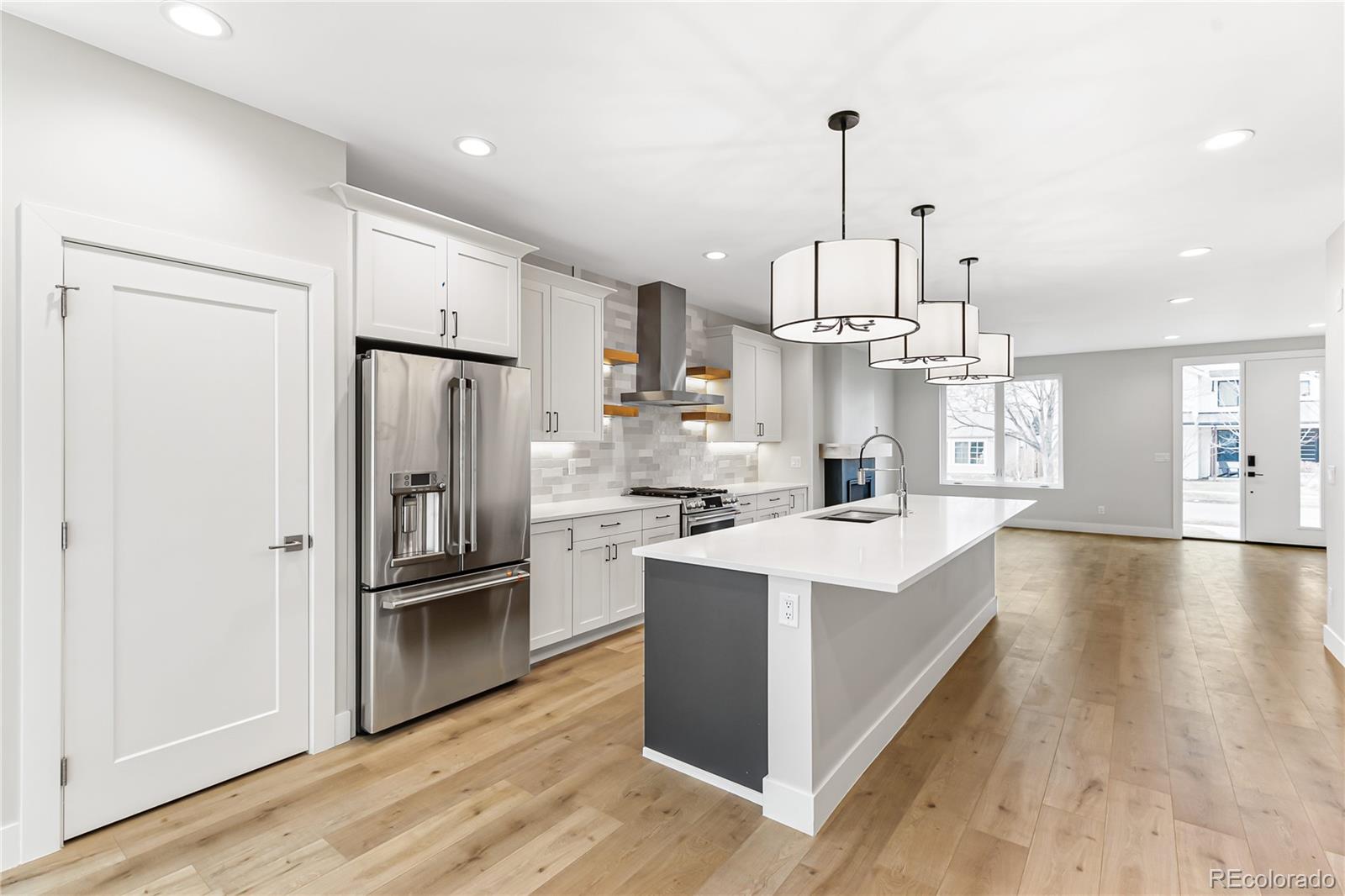 MLS Image #6 for 2734 s bannock street,englewood, Colorado