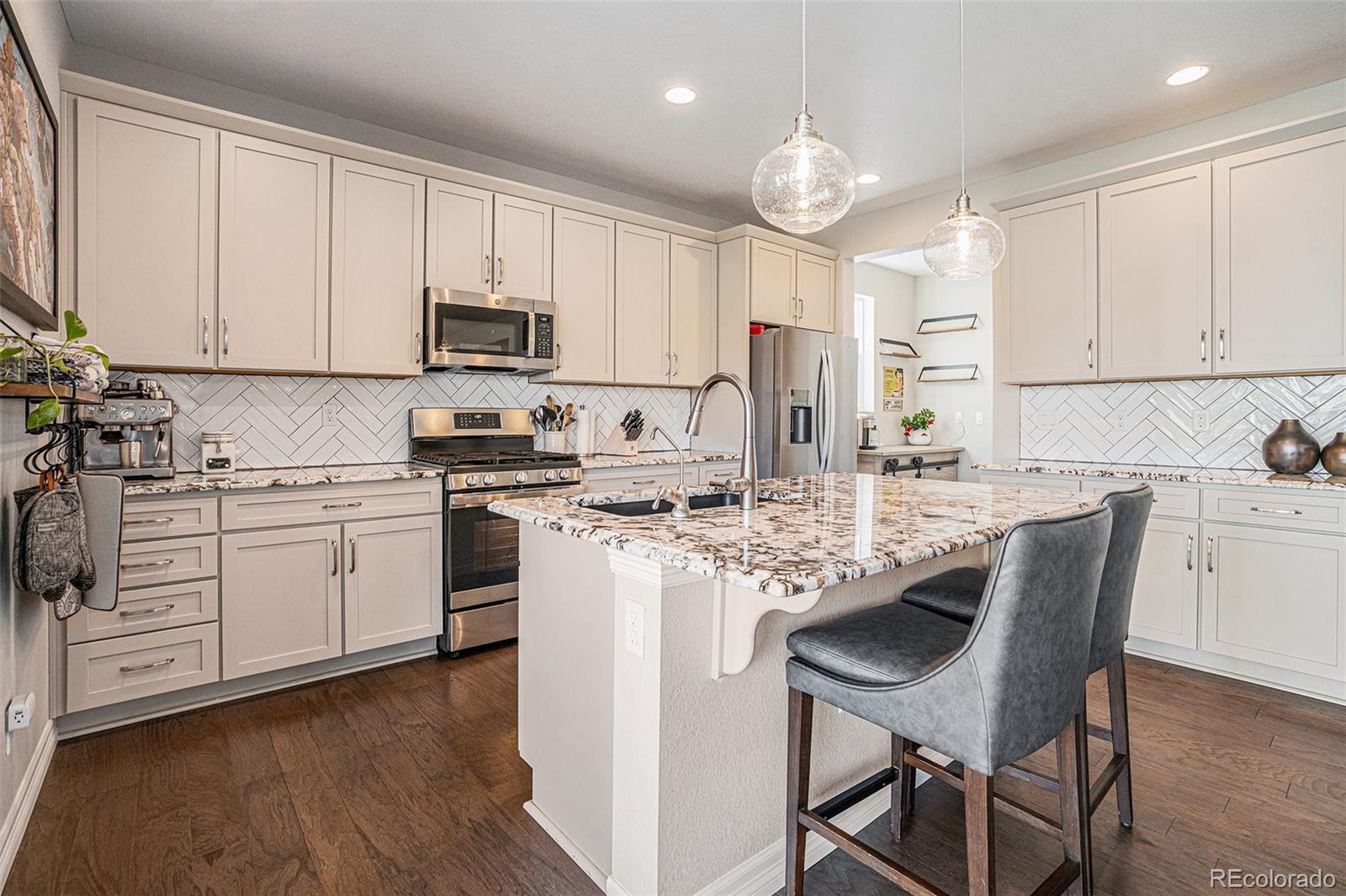 MLS Image #0 for 22011 e stanford circle,aurora, Colorado