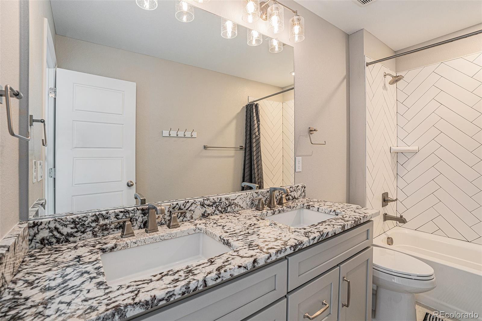 MLS Image #17 for 22011 e stanford circle,aurora, Colorado