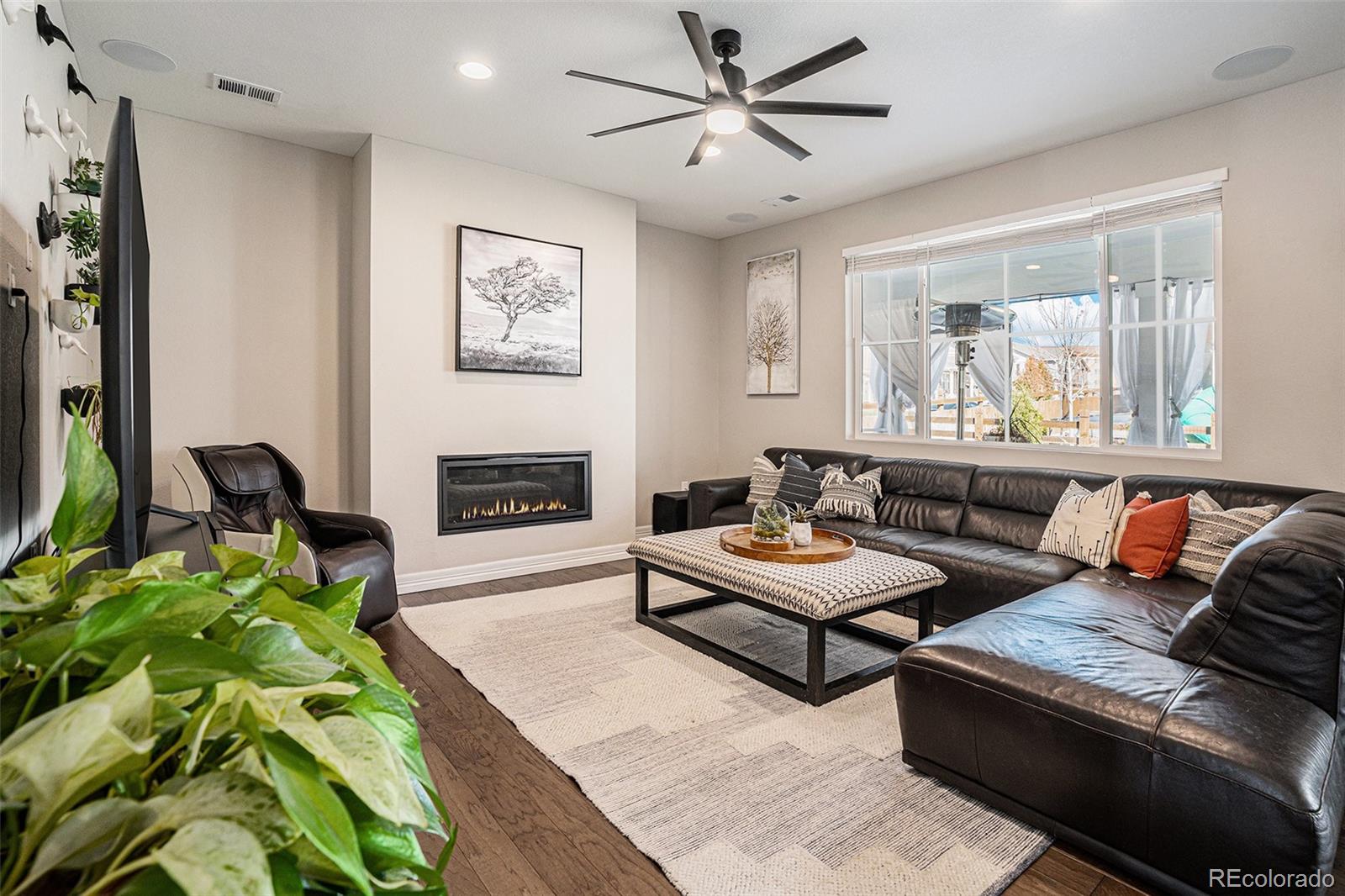 MLS Image #3 for 22011 e stanford circle,aurora, Colorado