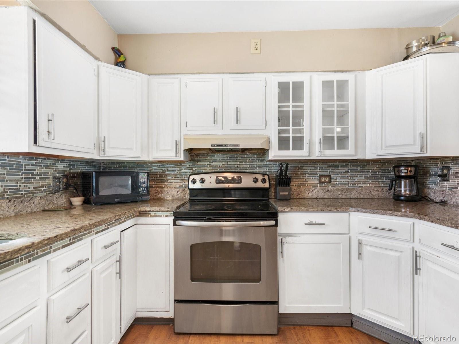 MLS Image #10 for 481  bronco road,denver, Colorado