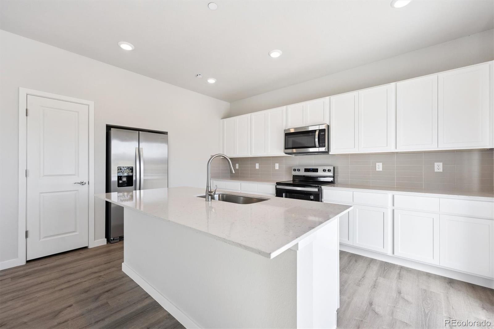 MLS Image #1 for 9454  danube street,commerce city, Colorado