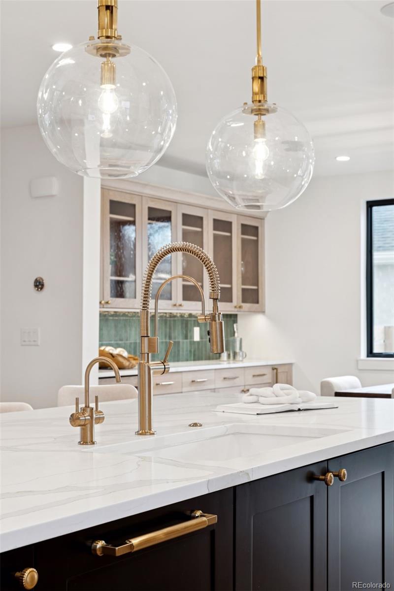 MLS Image #12 for 949 s clayton way,denver, Colorado