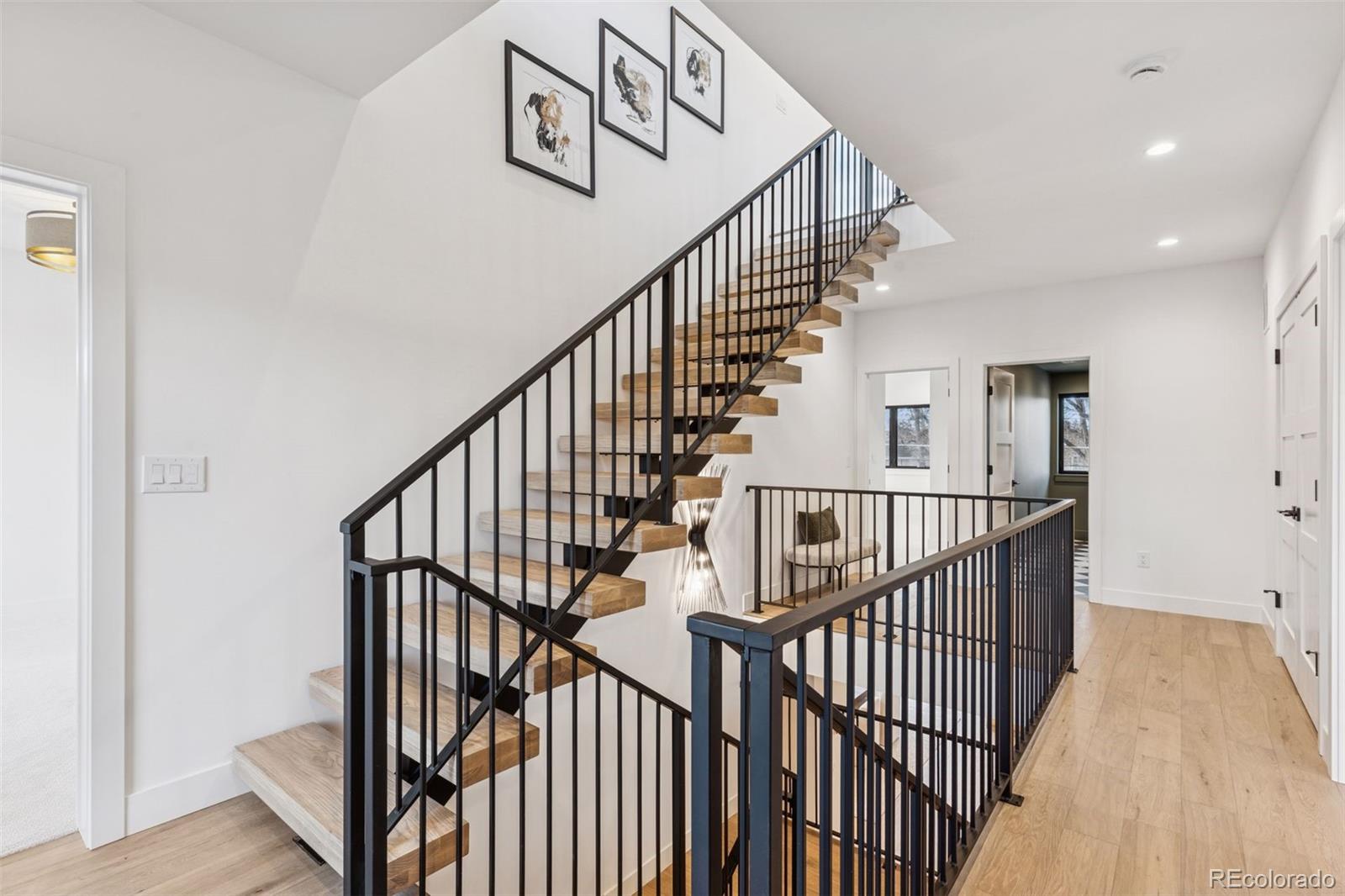 MLS Image #23 for 949 s clayton way,denver, Colorado