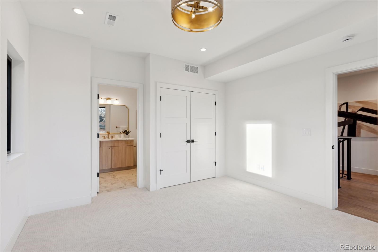 MLS Image #32 for 949 s clayton way,denver, Colorado