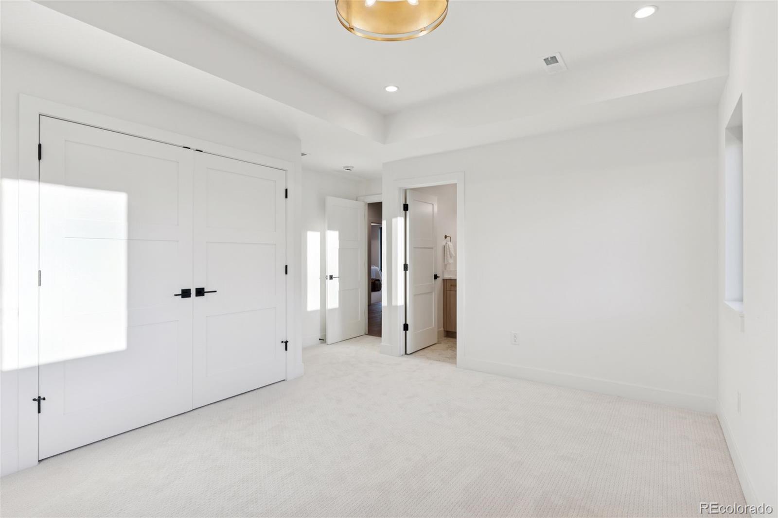 MLS Image #34 for 949 s clayton way,denver, Colorado