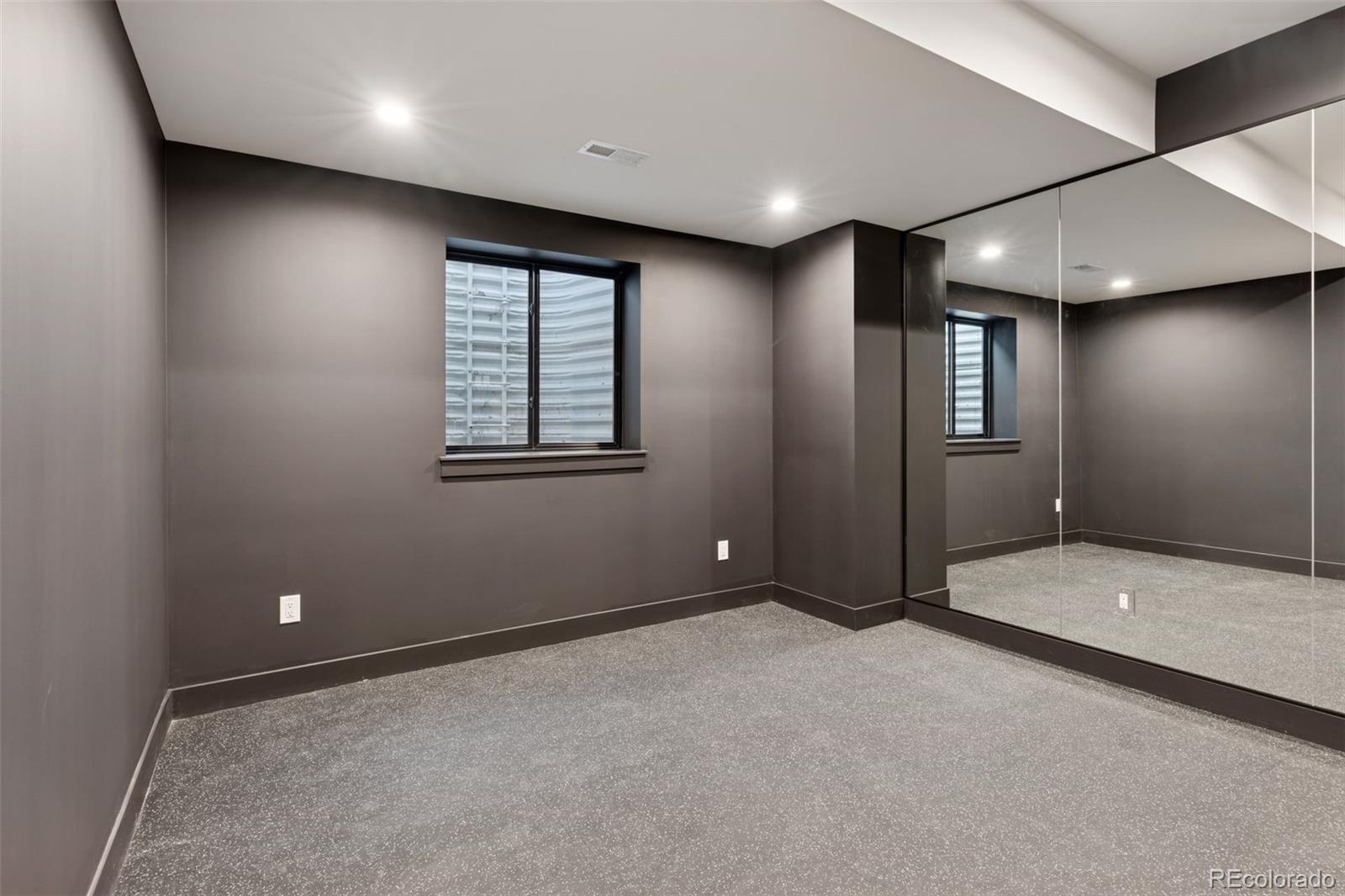 MLS Image #44 for 949 s clayton way,denver, Colorado