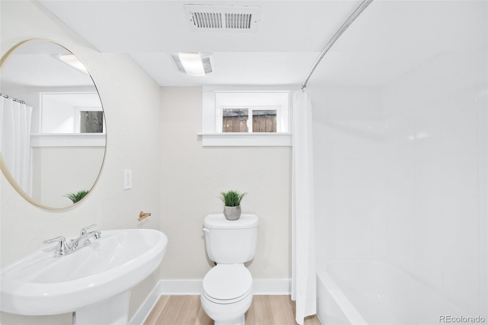 MLS Image #18 for 1243  adams street,denver, Colorado