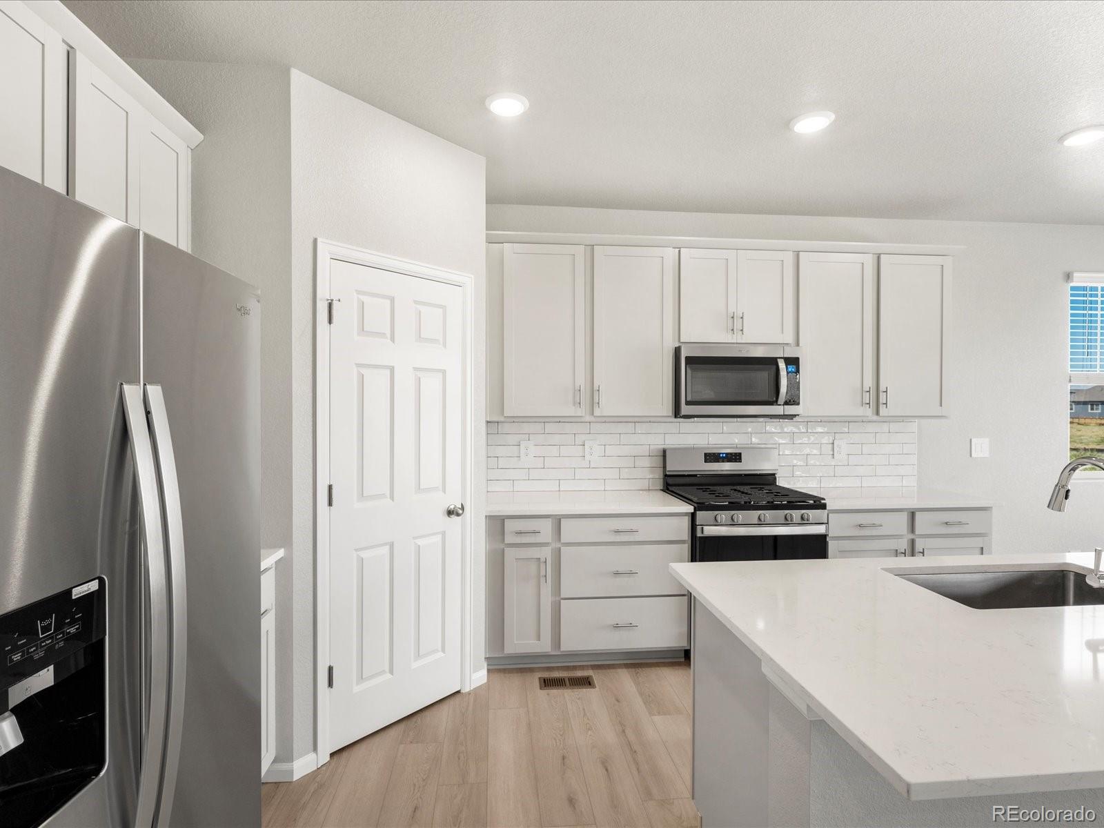 MLS Image #13 for 8896  salida street,commerce city, Colorado