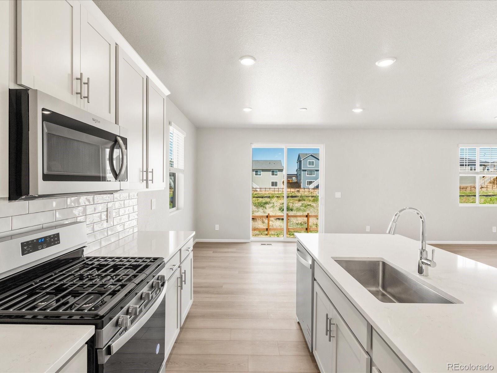MLS Image #14 for 8896  salida street,commerce city, Colorado