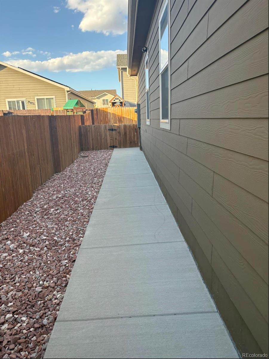 MLS Image #13 for 565  park boulevard,brighton, Colorado