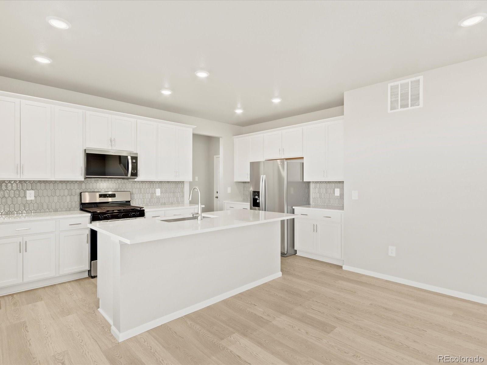 MLS Image #11 for 851  forest canyon road,severance, Colorado