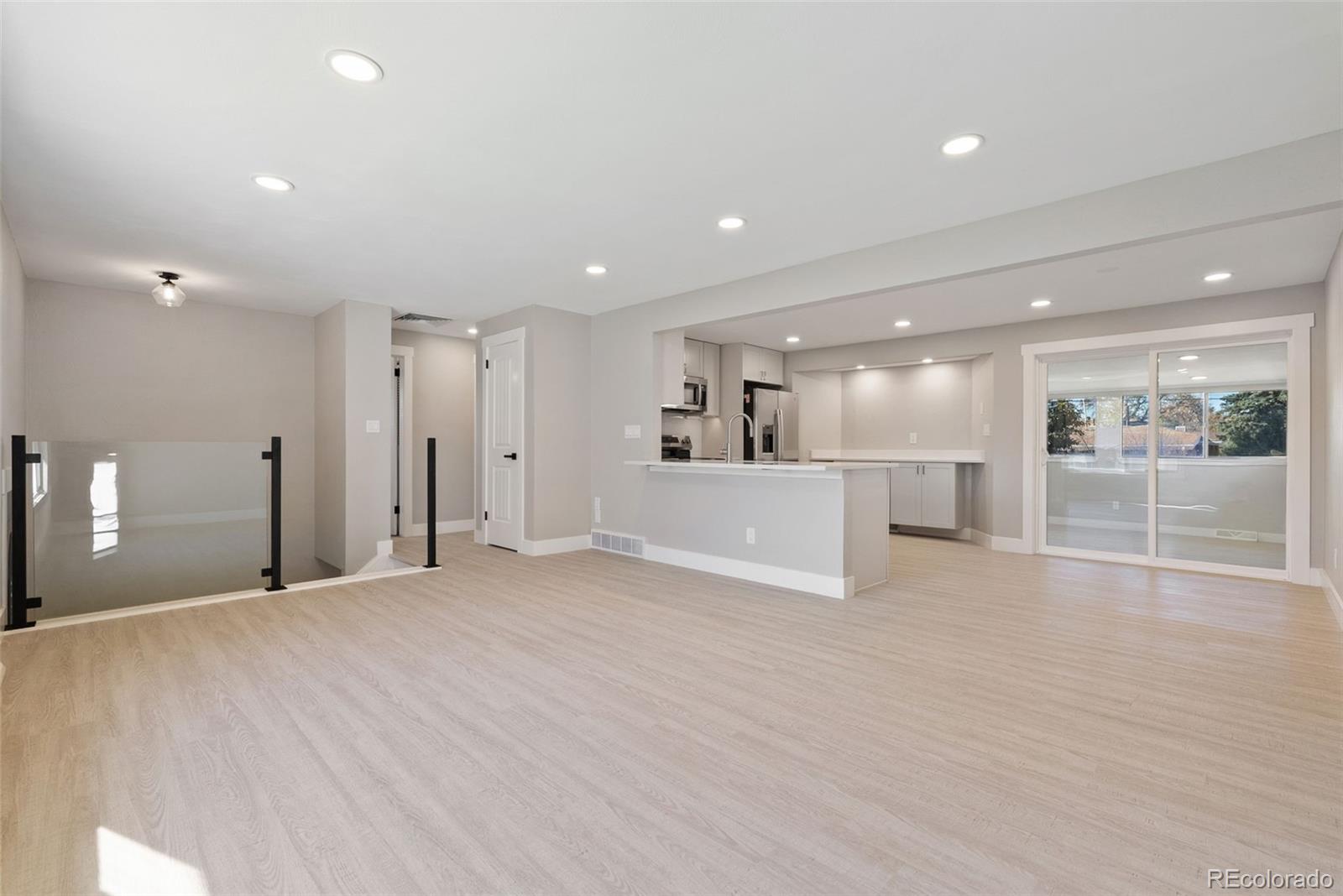 MLS Image #3 for 8389  benton way,arvada, Colorado