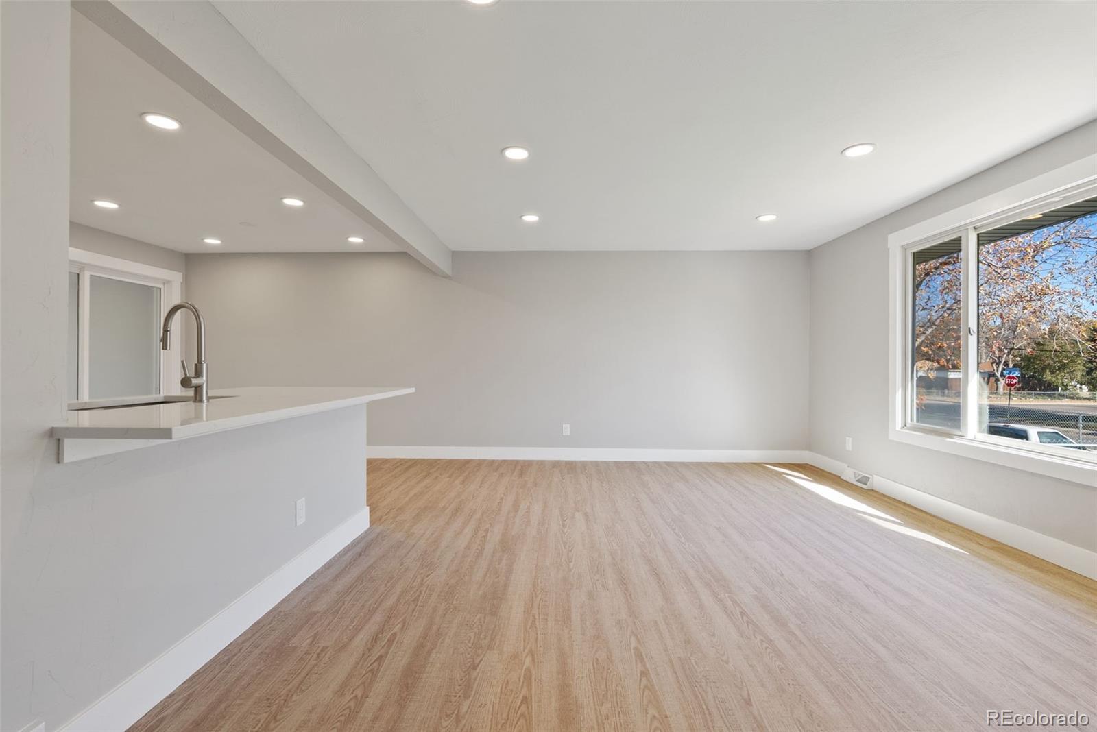 MLS Image #6 for 8389  benton way,arvada, Colorado