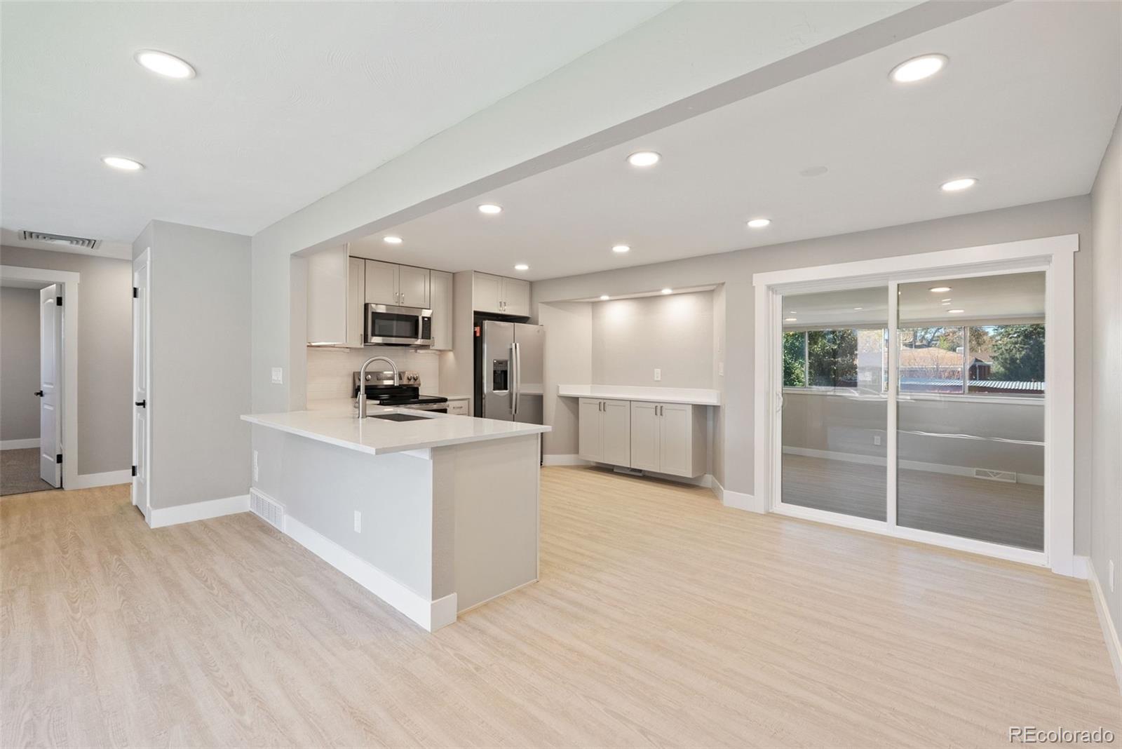 MLS Image #8 for 8389  benton way,arvada, Colorado