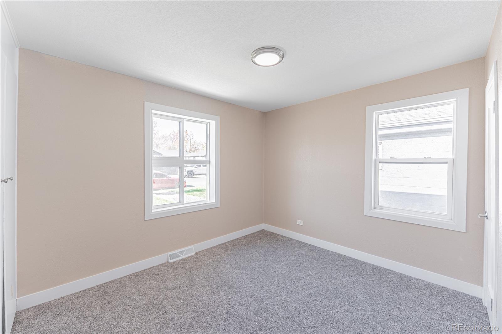 MLS Image #11 for 1558  xenia street,denver, Colorado
