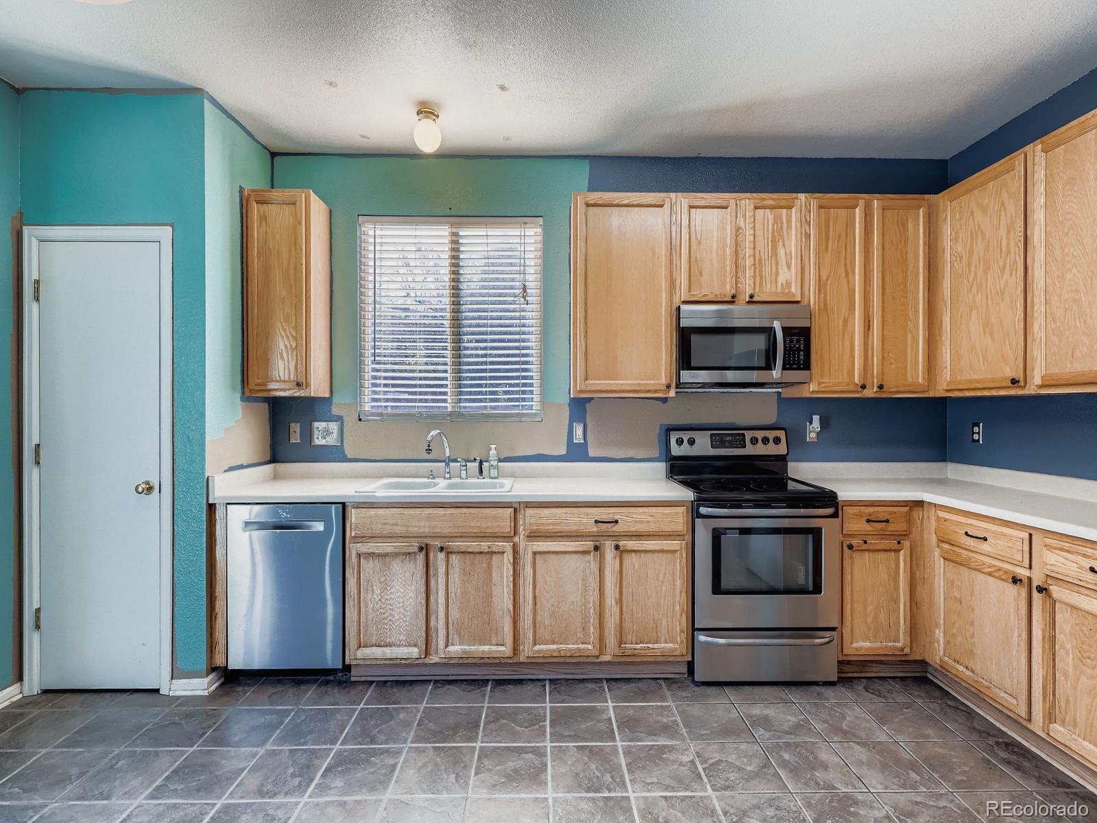 MLS Image #11 for 11147  glacier park circle,parker, Colorado
