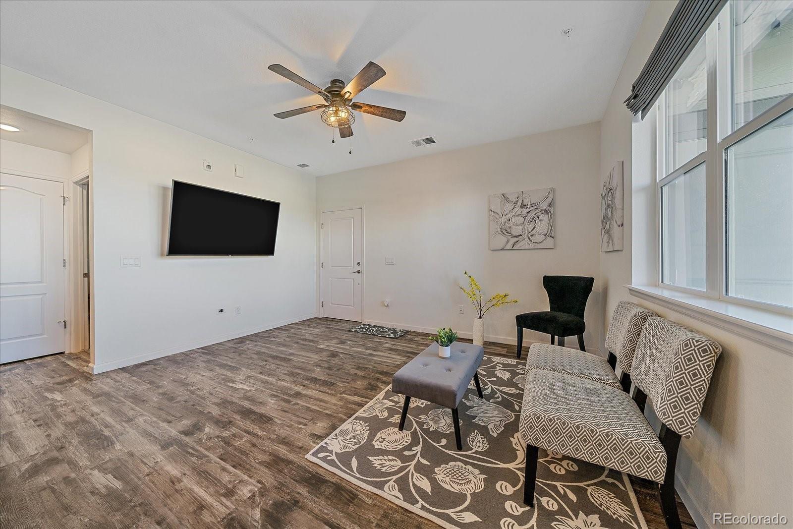 MLS Image #10 for 4605  copeland loop 104,highlands ranch, Colorado